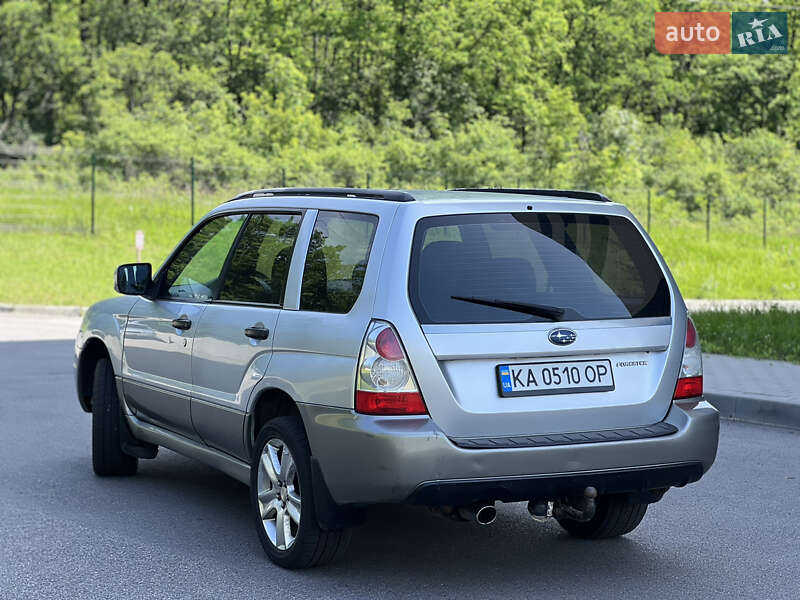 Внедорожник / Кроссовер Subaru Forester 2006 в Харькове