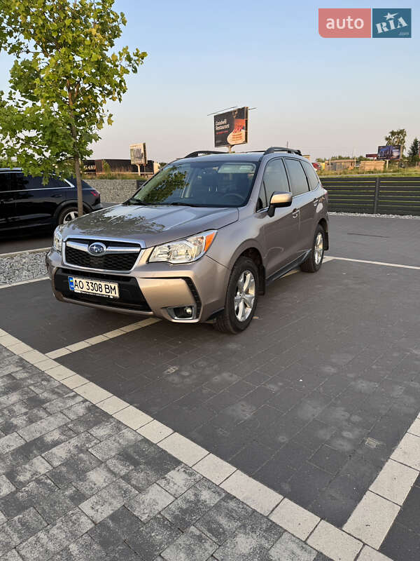 Внедорожник / Кроссовер Subaru Forester 2015 в 