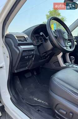 Позашляховик / Кросовер Subaru Forester 2014 в 