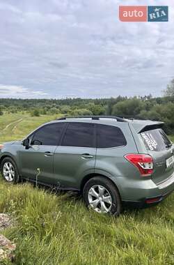 Внедорожник / Кроссовер Subaru Forester 2013 в 