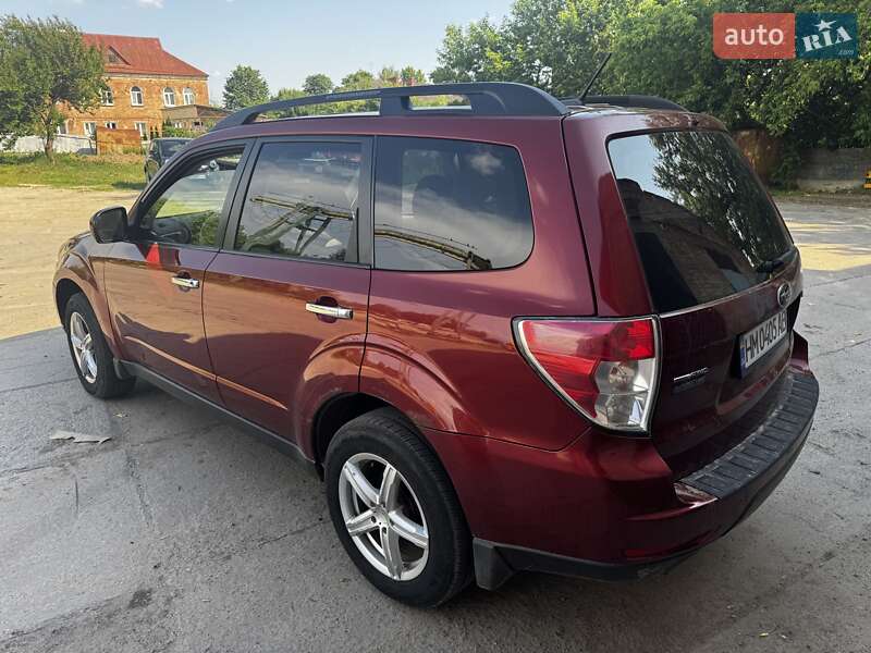 Позашляховик / Кросовер Subaru Forester 2012 в Ромнах