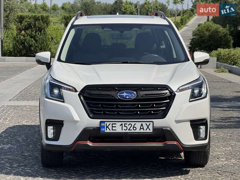 Позашляховик / Кросовер Subaru Forester 2023 в Дніпрі