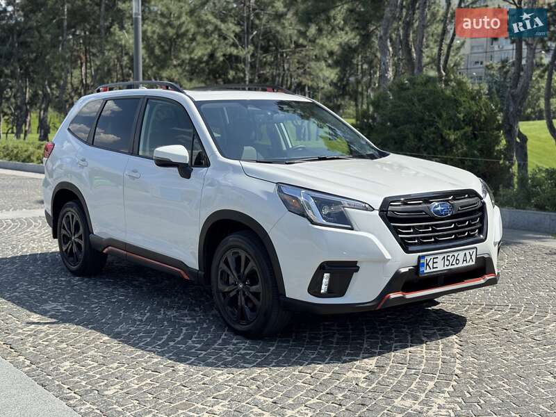 Позашляховик / Кросовер Subaru Forester 2023 в Дніпрі