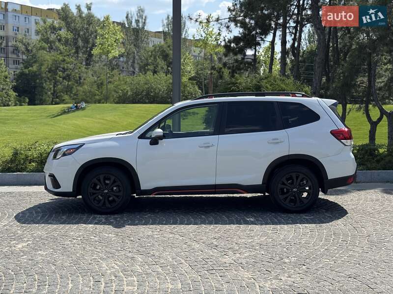 Позашляховик / Кросовер Subaru Forester 2023 в Дніпрі