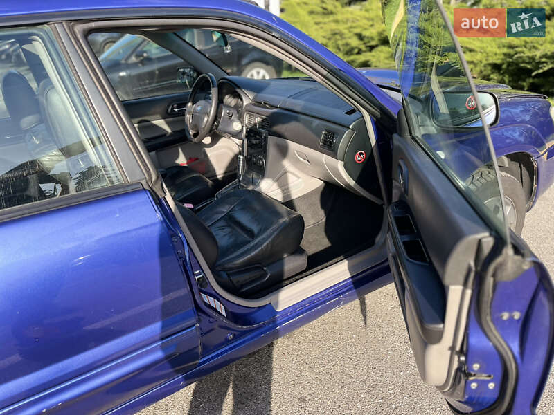 Позашляховик / Кросовер Subaru Forester 2003 в Києві