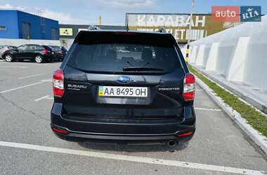 Внедорожник / Кроссовер Subaru Forester 2014 в 