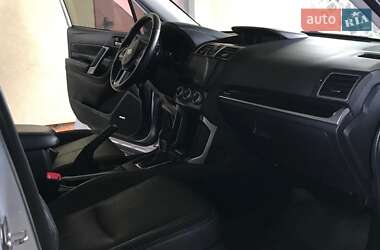 Позашляховик / Кросовер Subaru Forester 2017 в Києві