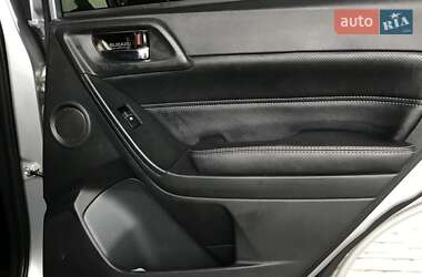 Позашляховик / Кросовер Subaru Forester 2017 в Києві