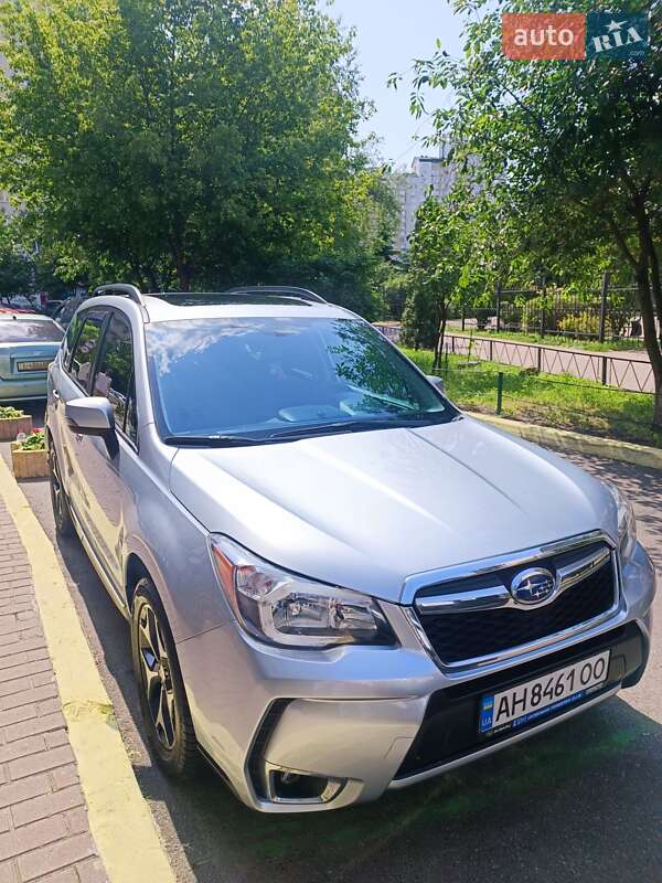 Внедорожник / Кроссовер Subaru Forester 2014 в Киеве