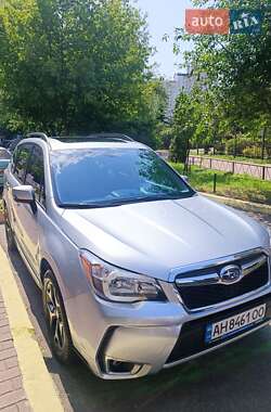 Внедорожник / Кроссовер Subaru Forester 2014 в 