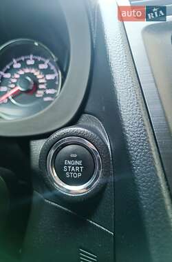 Внедорожник / Кроссовер Subaru Forester 2014 в 