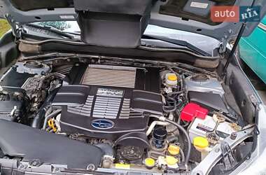 Внедорожник / Кроссовер Subaru Forester 2014 в 