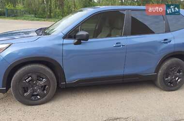 Внедорожник / Кроссовер Subaru Forester 2023 в 