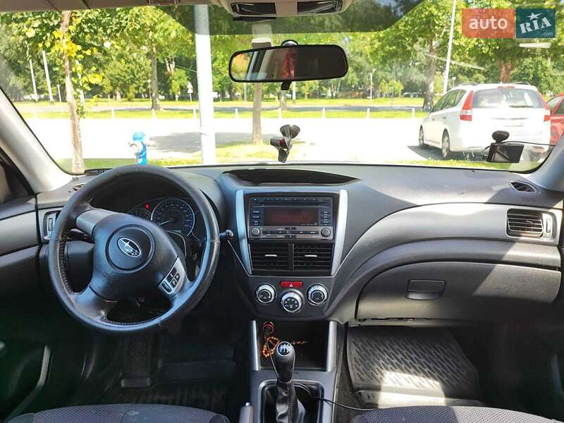Внедорожник / Кроссовер Subaru Forester 2011 в Львове