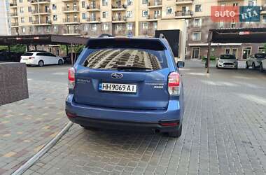 Внедорожник / Кроссовер Subaru Forester 2016 в 