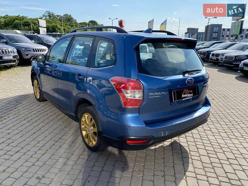 Позашляховик / Кросовер Subaru Forester 2015 в Львові