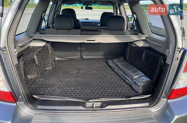 Внедорожник / Кроссовер Subaru Forester 2006 в 