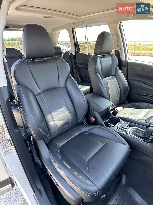 Позашляховик / Кросовер Subaru Forester 2019 в Львові