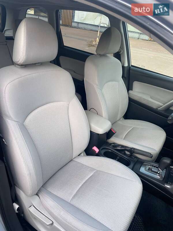 Внедорожник / Кроссовер Subaru Forester 2014 в Житомире