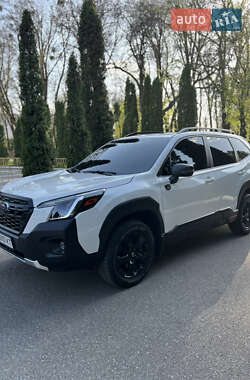 Позашляховик / Кросовер Subaru Forester 2022 в 