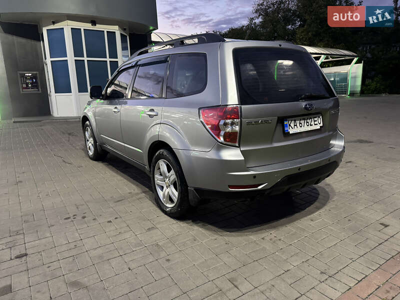 Внедорожник / Кроссовер Subaru Forester 2008 в Киеве