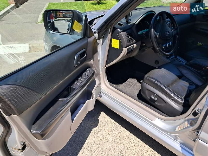 Внедорожник / Кроссовер Subaru Forester 2006 в Киеве