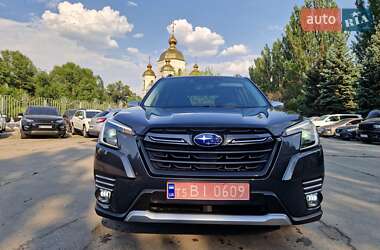 Внедорожник / Кроссовер Subaru Forester 2023 в 