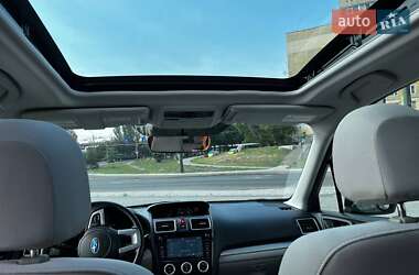 Внедорожник / Кроссовер Subaru Forester 2016 в 