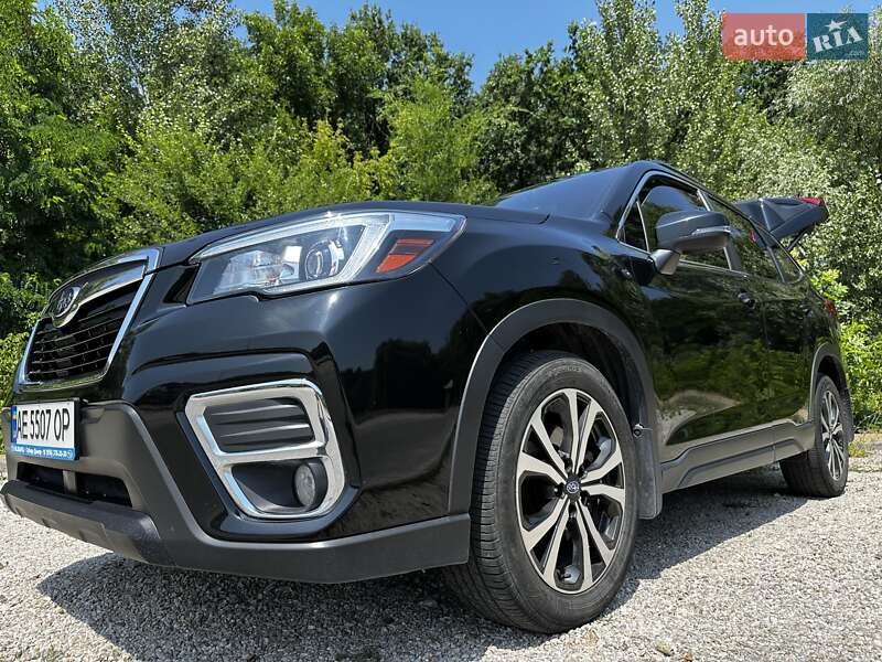 Внедорожник / Кроссовер Subaru Forester 2020 в Днепре