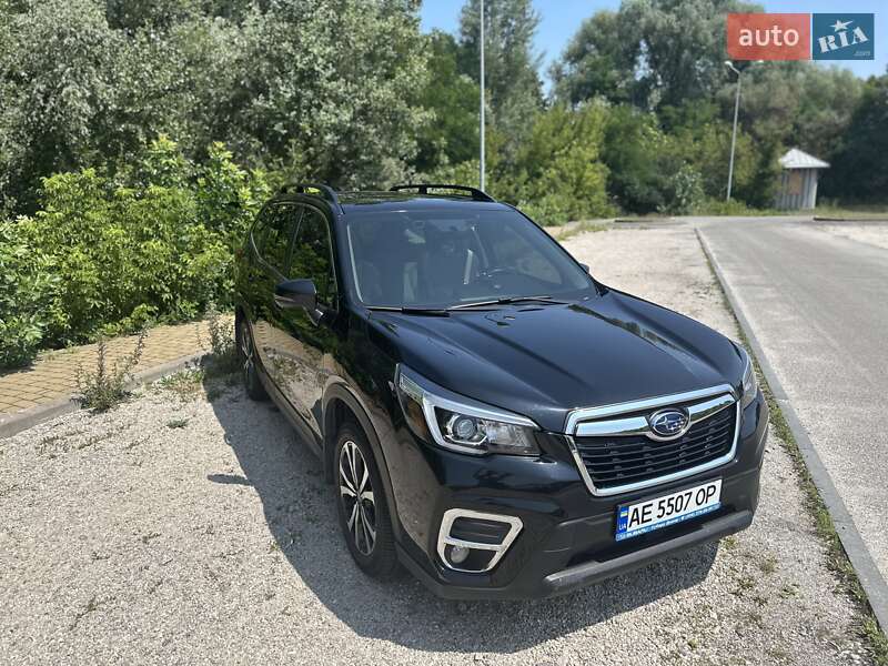 Внедорожник / Кроссовер Subaru Forester 2020 в Днепре