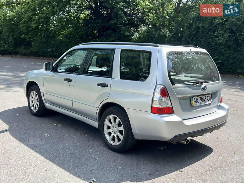 Внедорожник / Кроссовер Subaru Forester 2006 в Житомире