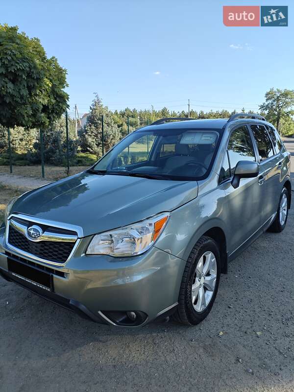 Внедорожник / Кроссовер Subaru Forester 2015 в Днепре
