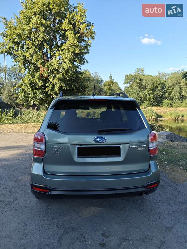Внедорожник / Кроссовер Subaru Forester 2015 в Днепре