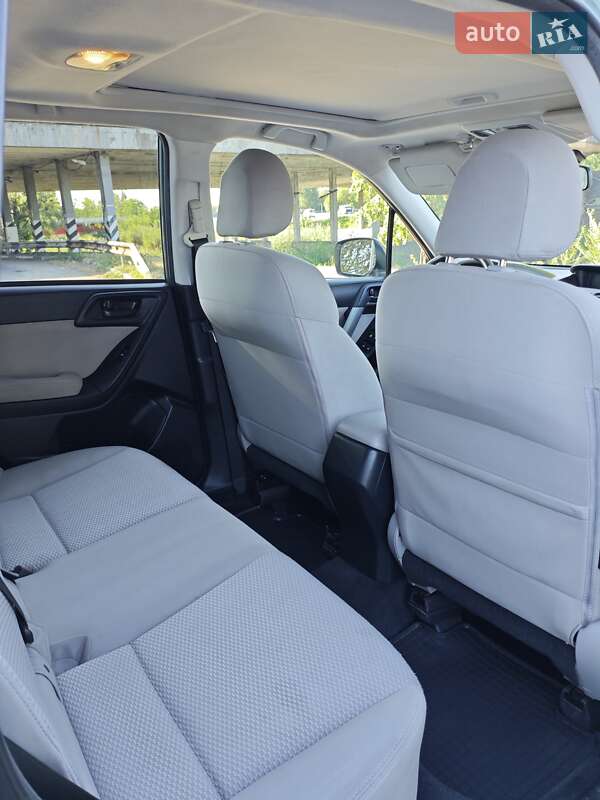 Внедорожник / Кроссовер Subaru Forester 2015 в Днепре