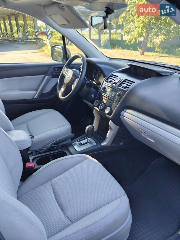 Внедорожник / Кроссовер Subaru Forester 2015 в Днепре