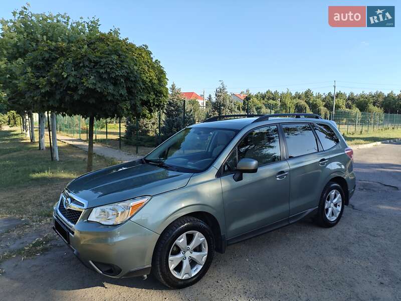 Внедорожник / Кроссовер Subaru Forester 2015 в Днепре