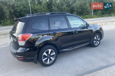 Внедорожник / Кроссовер Subaru Forester 2016 в 