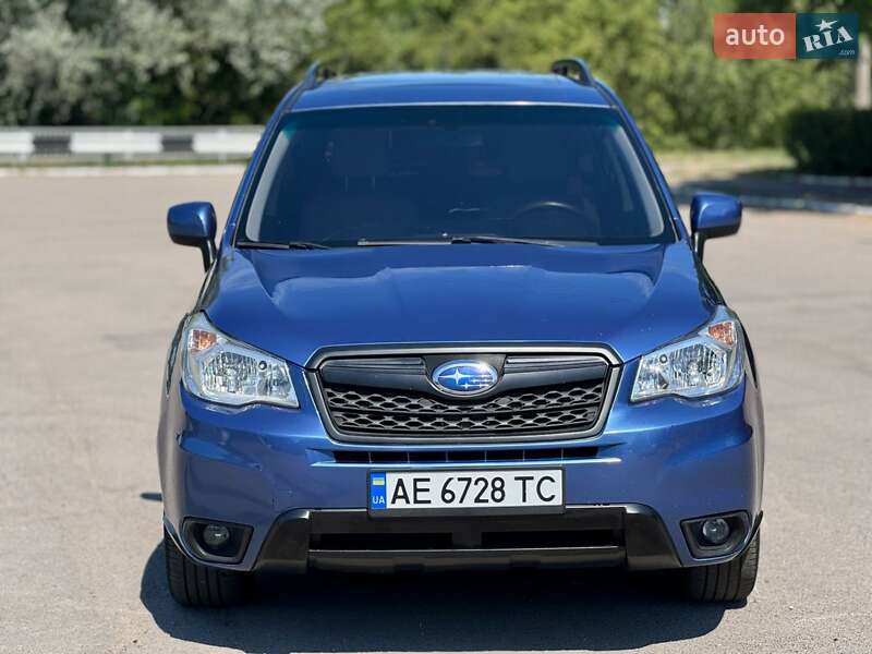 Внедорожник / Кроссовер Subaru Forester 2014 в Днепре
