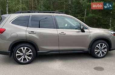 Внедорожник / Кроссовер Subaru Forester 2021 в 