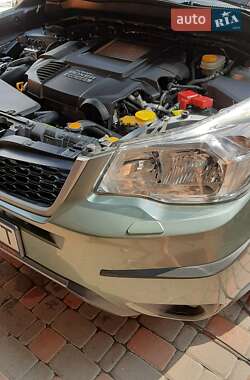 Внедорожник / Кроссовер Subaru Forester 2015 в 