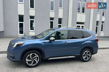 Внедорожник / Кроссовер Subaru Forester 2024 в 