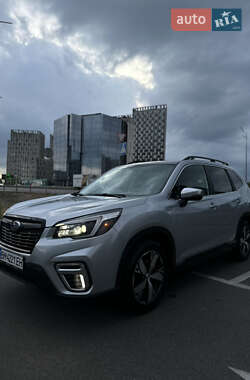 Внедорожник / Кроссовер Subaru Forester 2019 в Киеве
