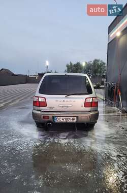 Внедорожник / Кроссовер Subaru Forester 2001 в 