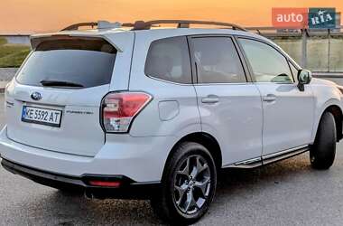 Внедорожник / Кроссовер Subaru Forester 2017 в Днепре