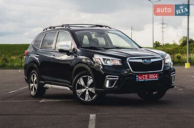 Внедорожник / Кроссовер Subaru Forester 2019 в 