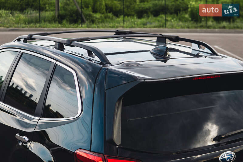 Внедорожник / Кроссовер Subaru Forester 2019 в Ровно