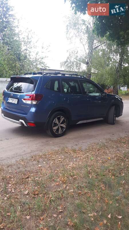 Внедорожник / Кроссовер Subaru Forester 2019 в Изюме