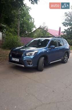 Позашляховик / Кросовер Subaru Forester 2019 в Ізюмі