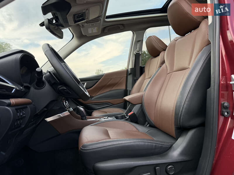 Внедорожник / Кроссовер Subaru Forester 2024 в Киеве