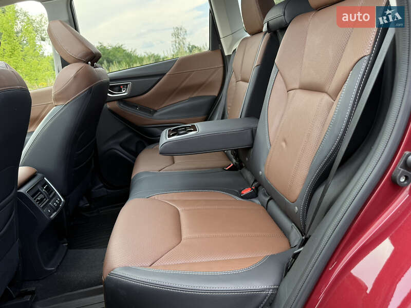 Внедорожник / Кроссовер Subaru Forester 2024 в Киеве
